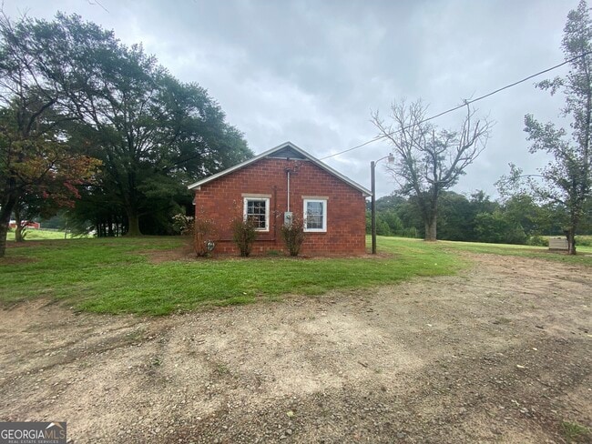 Building Photo - 1125 Moore Rd