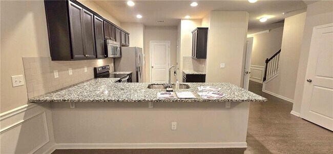 Building Photo - 631 Justins Pl Ln