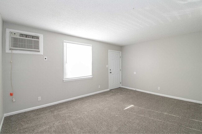 Building Photo - 1432-B McCan