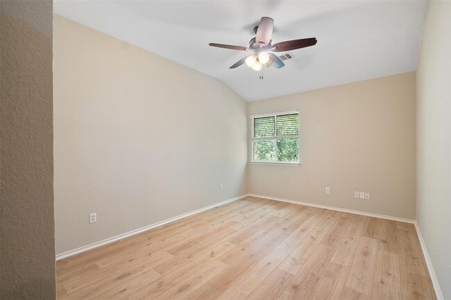 Building Photo - 808 Flatters Way
