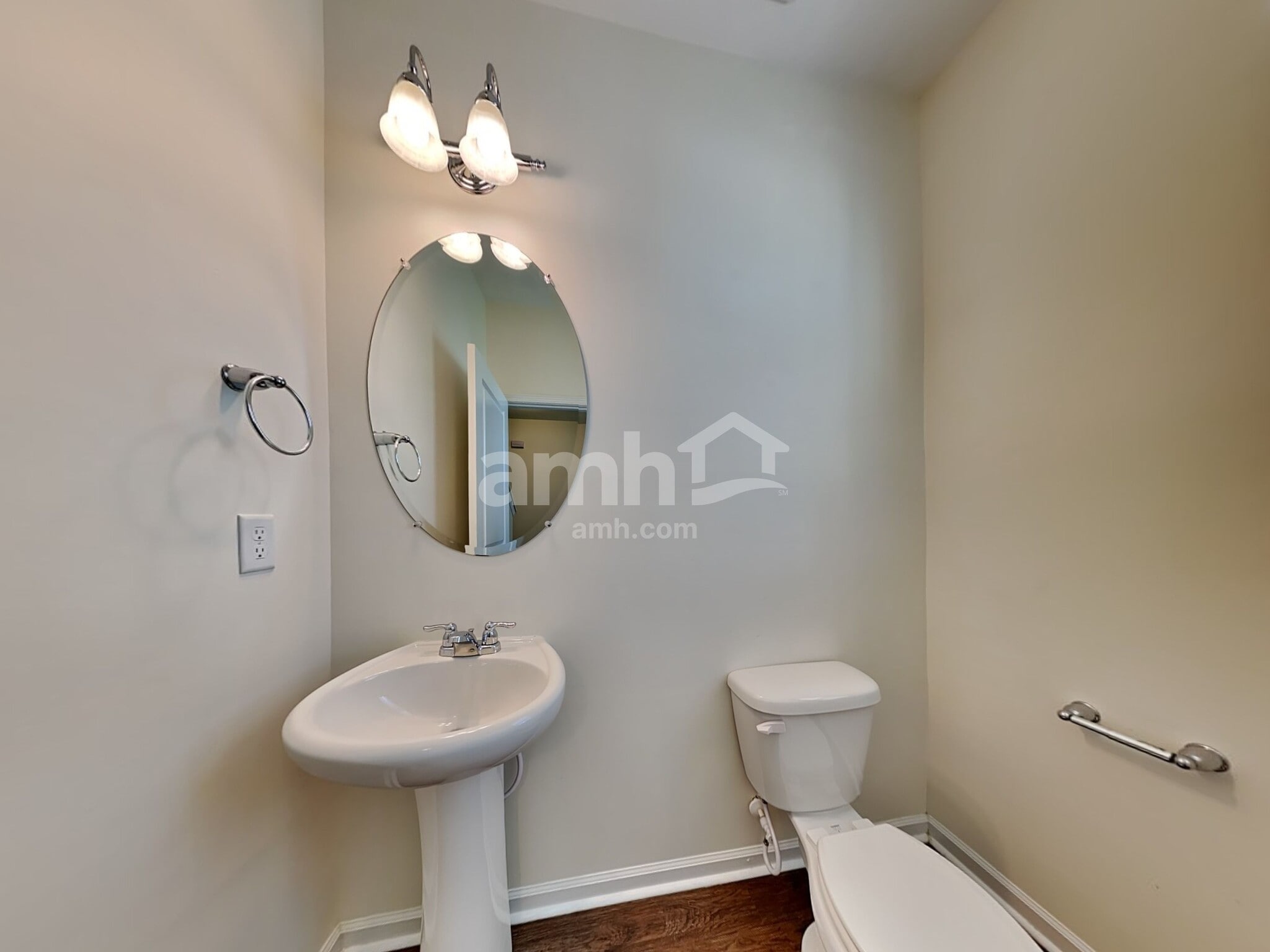 Building Photo - 136 Orion Way