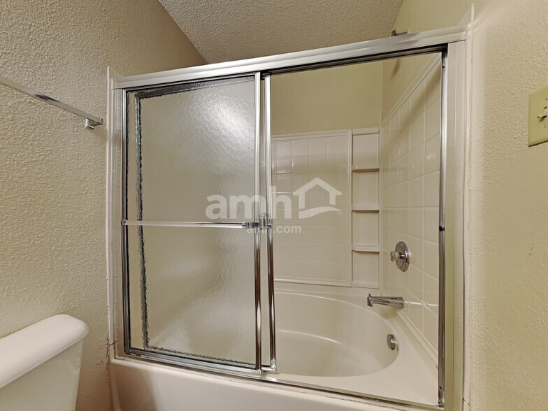 Building Photo - 13342 Allegiance Dr