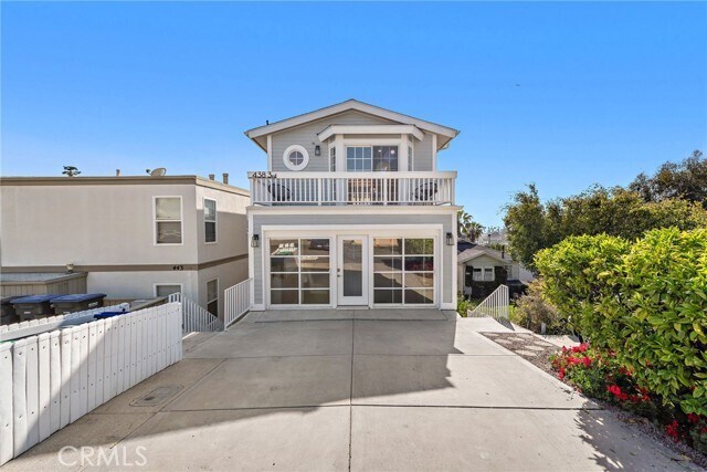 Building Photo - 438 3rd St