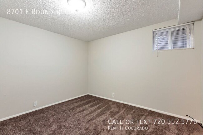 Building Photo - 8701 E Roundtree Ave