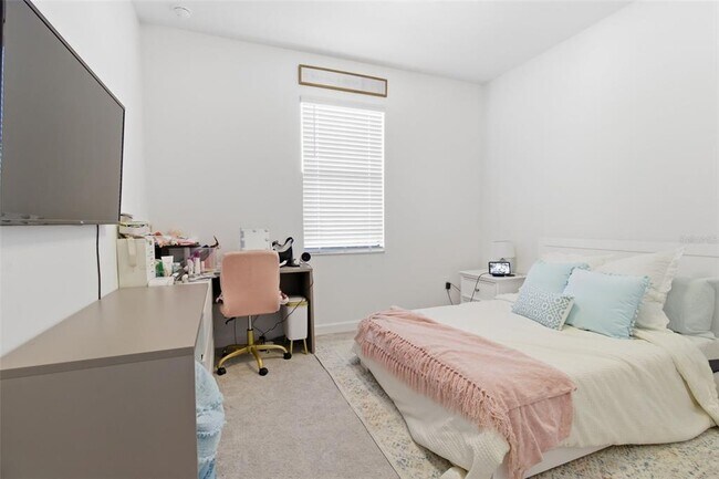Building Photo - 14968 Serene Shrs Lp