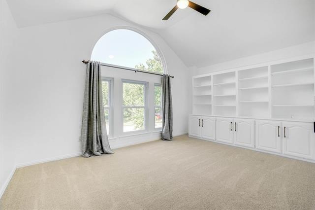 Building Photo - 1719 Altacrest Dr