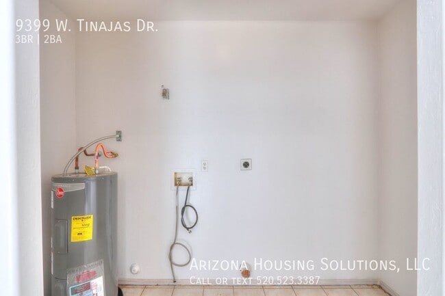 Building Photo - 9399 W Tinajas Dr