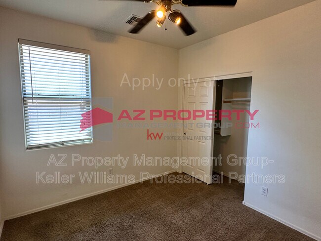 Building Photo - 9250 N 180th Ln