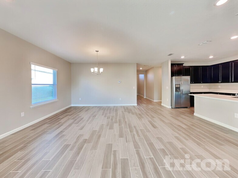 Building Photo - 38 Athens Dr