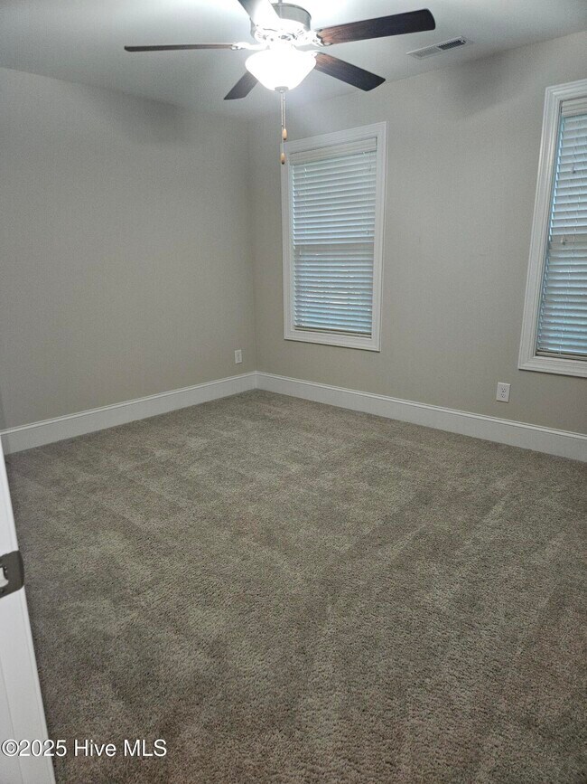 Building Photo - 504 Niblick Cir