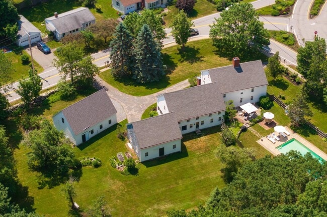 Building Photo - 171 Cable Rd