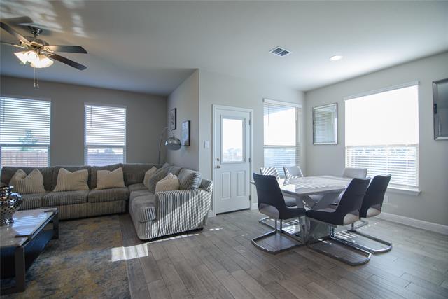 Building Photo - 749 Cromane Rd