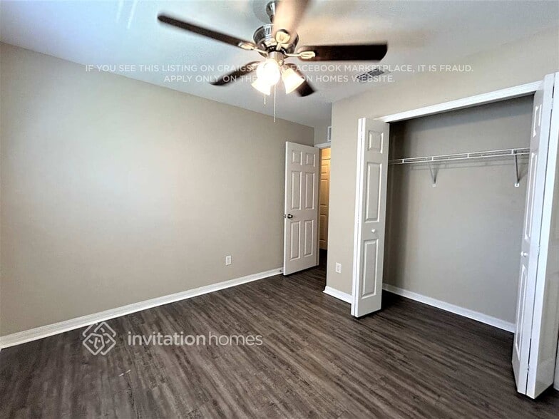 Building Photo - 1917 SW 3rd St