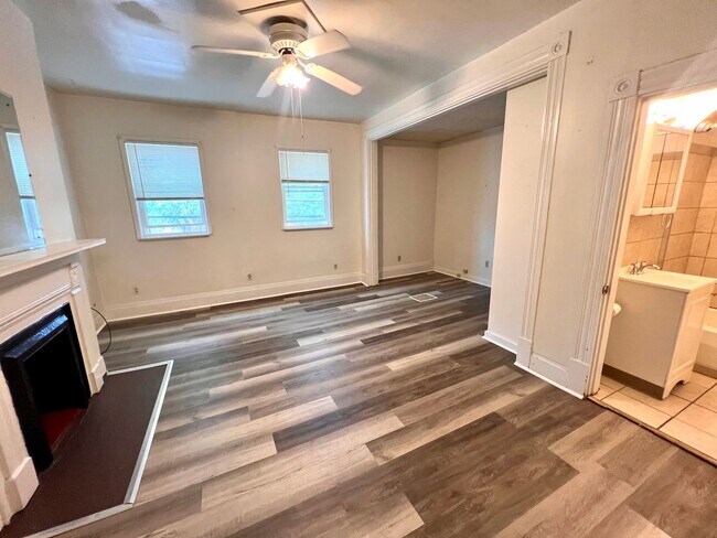 Building Photo - 1509 Hatteras St