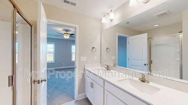 Building Photo - 2608 Sailor Rose Ln