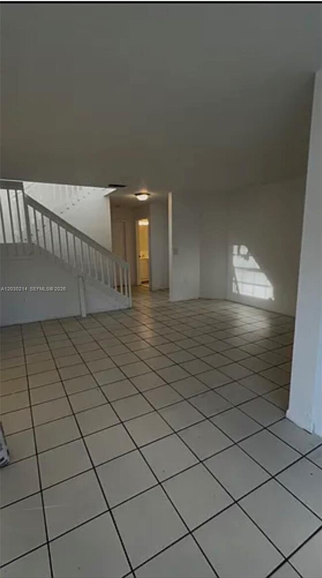Building Photo - 127 SW 159th Way