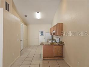 Building Photo - 711 Lake Jessie Dr
