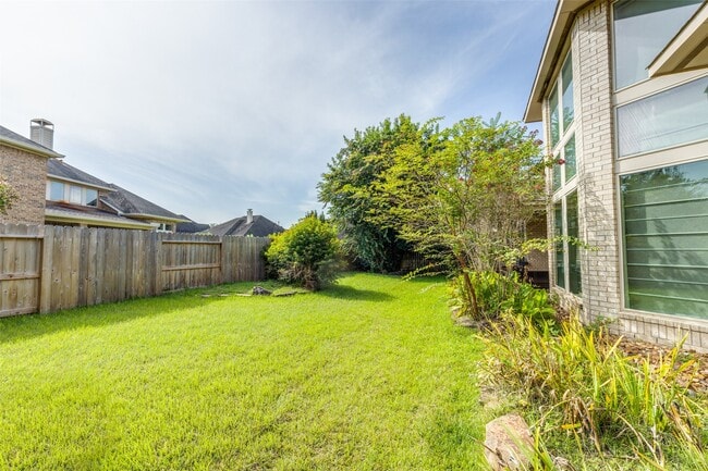 Building Photo - 2407 Evening Star Dr