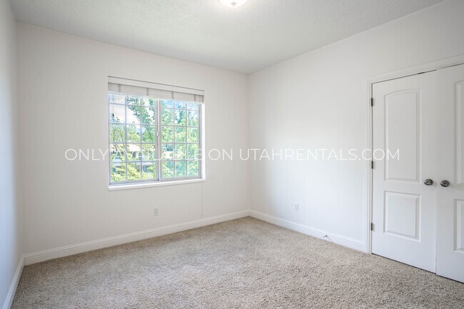 Building Photo - 181 N 1200 W