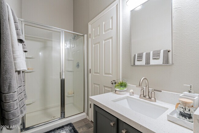 Building Photo - 2929 N 37th St