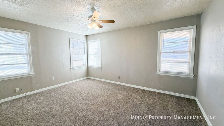 Building Photo - 4010 32nd St