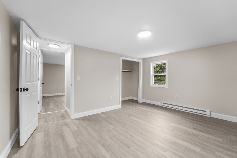 Building Photo - 108 Robble Ave