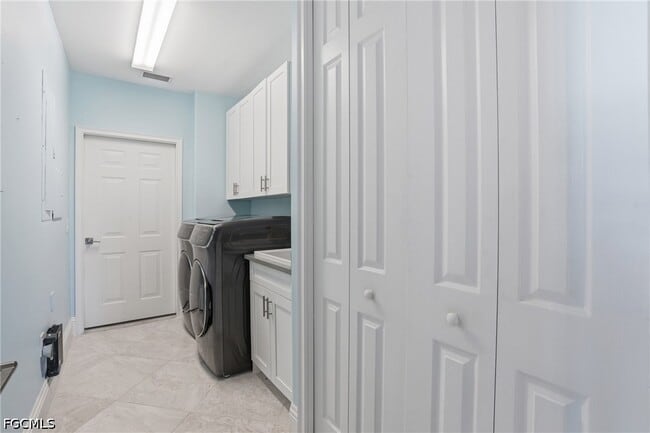 Building Photo - 9380 Triana Terrace