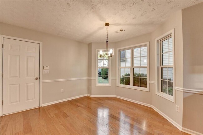 Building Photo - 310 Andrew Ridge Dr