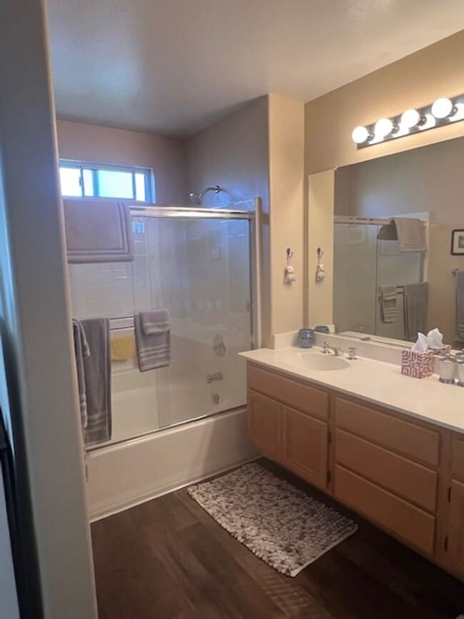 Building Photo - Desirable 2-bedroom/2.5-bathroom Condo in Islay Villas! Available Summer 2026