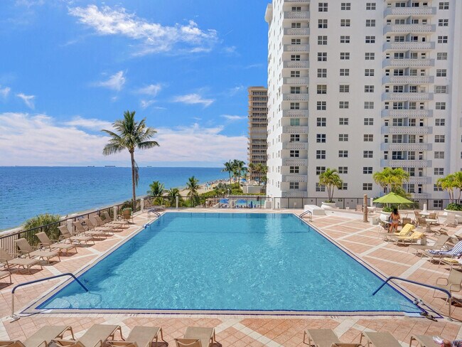 Building Photo - 4280 Galt Ocean Dr