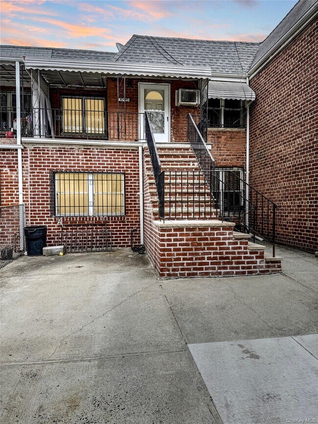 Building Photo - 30-47-45 68th St
