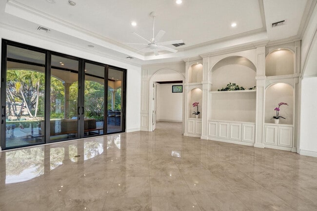 Building Photo - 2425 Fryer Point