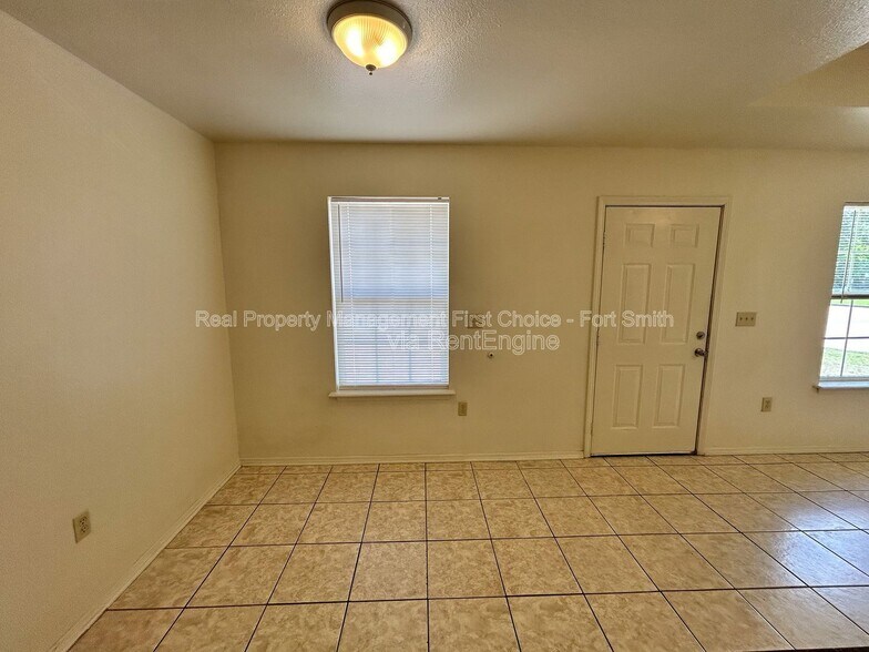 Building Photo - 1447 Brazil Ave