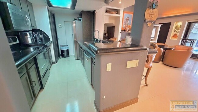 Building Photo - 106 W Morningside Dr