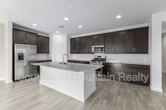 Building Photo - 21399 E Estrella Ct