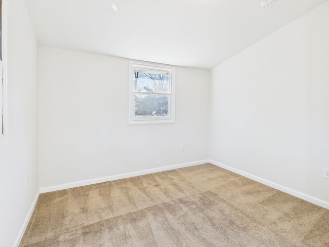 Building Photo - 6113 Ullswater Ave