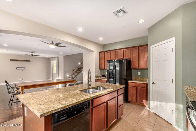 Building Photo - 12800 N 93rd Dr
