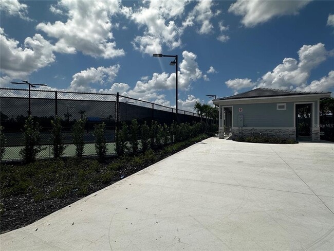 Building Photo - 28537 SWEET MEADOW Dr