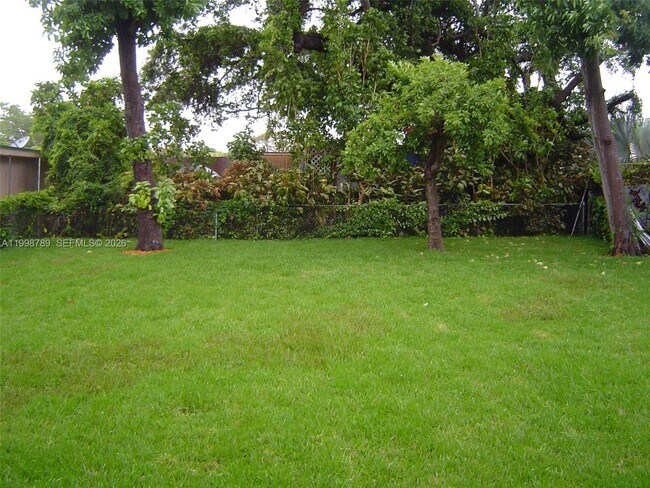 Building Photo - 1153 SW 13th St