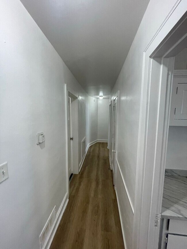 Interior Photo - 1921-1923 W Greenfield Ave. (5 Unit)