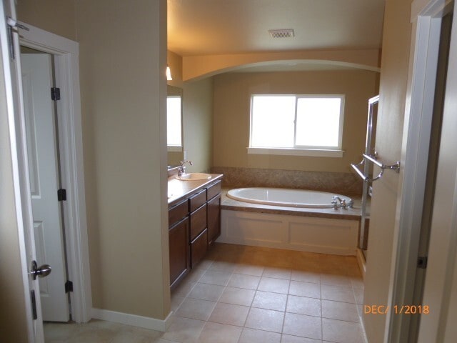 Building Photo - Beautiful 3 Bed 2.5 Bath Home in Redmond Ridge