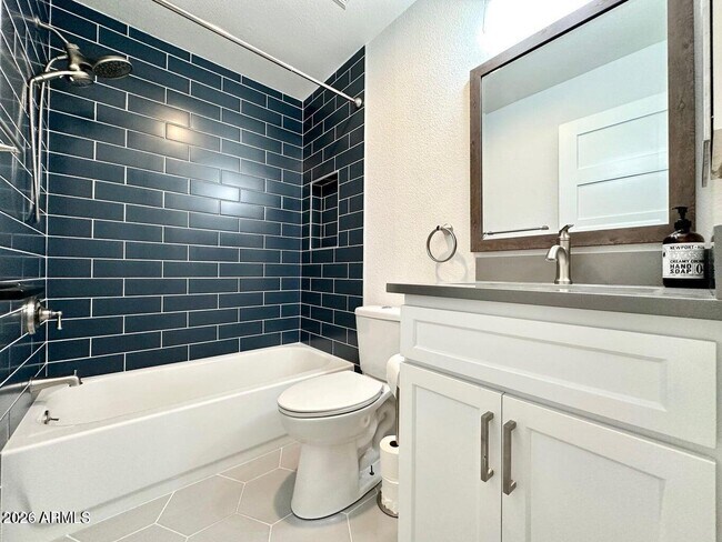 Building Photo - 8702 E San Ardo Dr