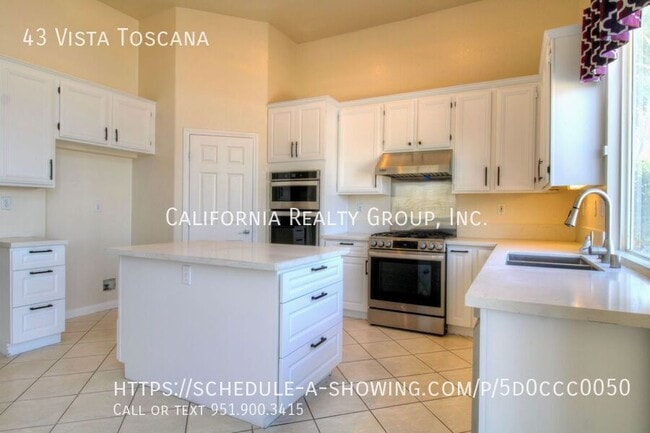 Building Photo - 43 Vista Toscana