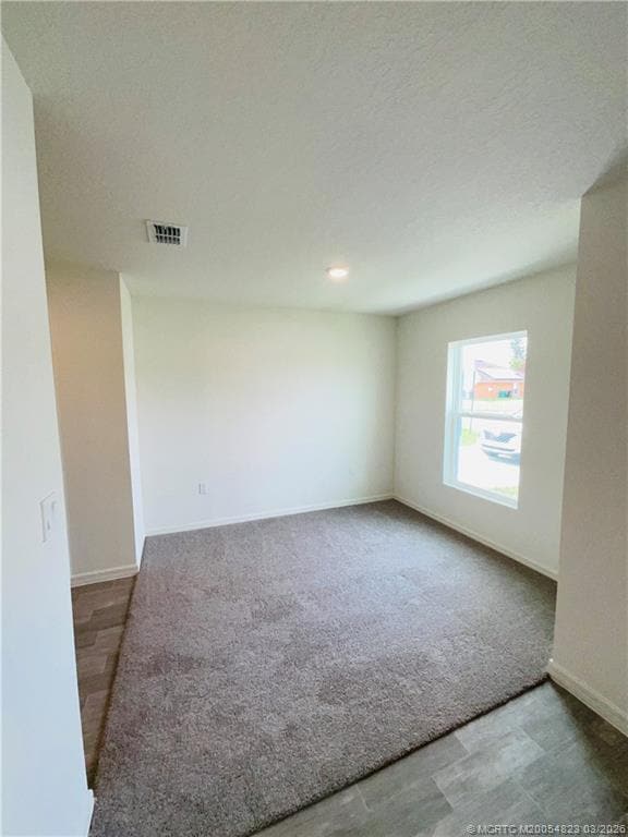 Building Photo - 934 SW McDevitt Ave