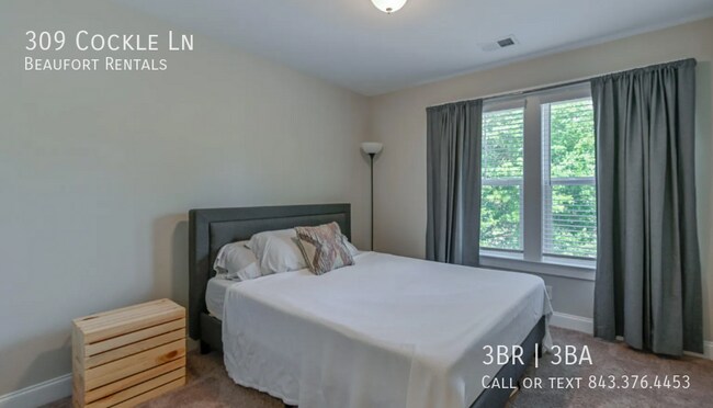 Building Photo - 309 Cockle Ln