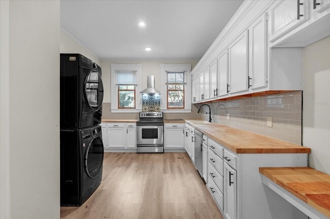 Building Photo - 1336 Seaboard Ave