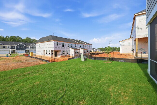 Building Photo - 219 Deercroft Dr