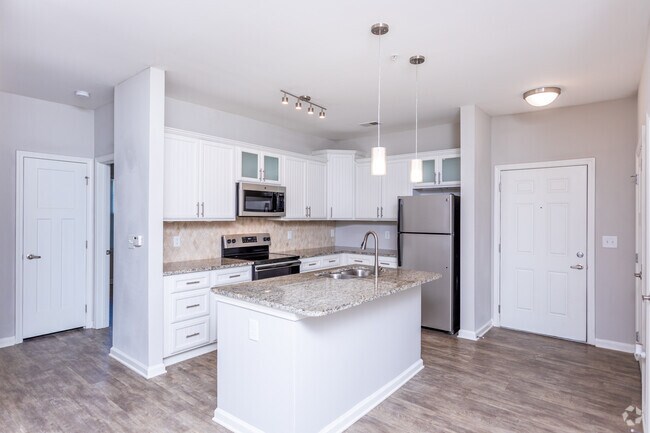 2BR, 2BA - 1,078 SF - Hawthorne at Mirror Lake