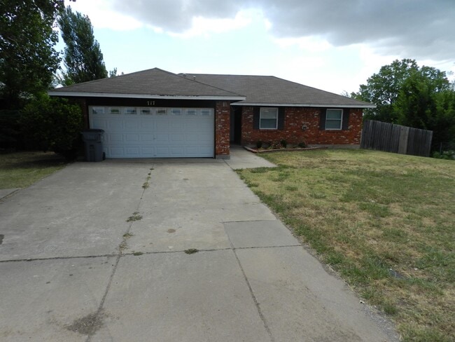 Primary Photo - 717 NW 67th St