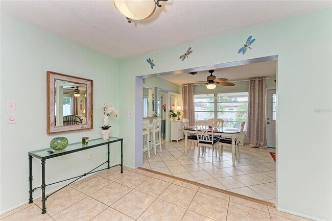 Building Photo - 265 Dorchester Dr